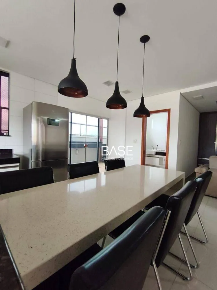 Cobertura, 3 quartos, 220 m² - Foto 8
