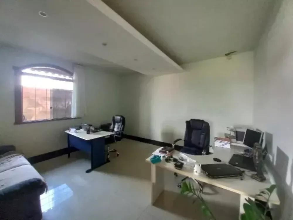 Casa para alugar com 4 quartos, 500m² - Foto 6