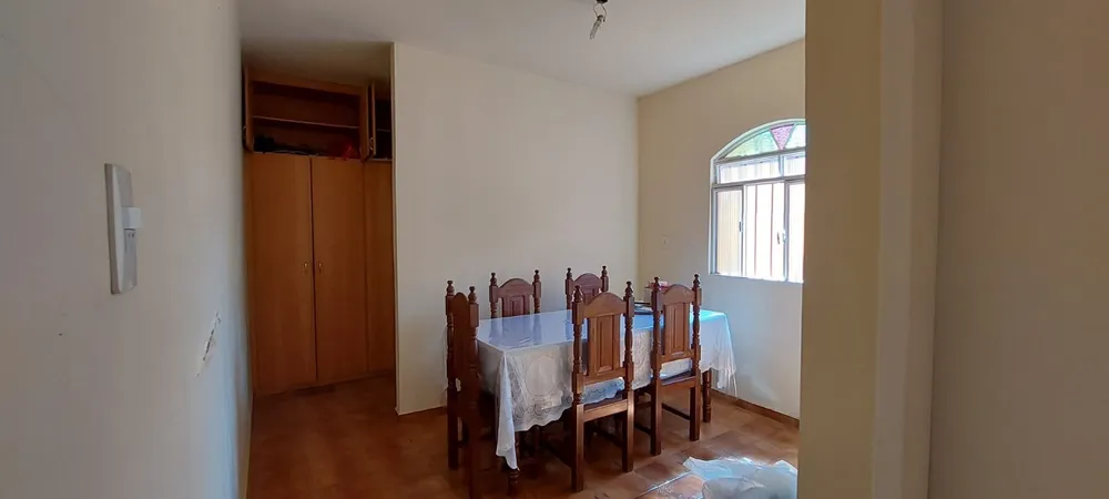 Casa, 3 quartos, 200 m² - Foto 2