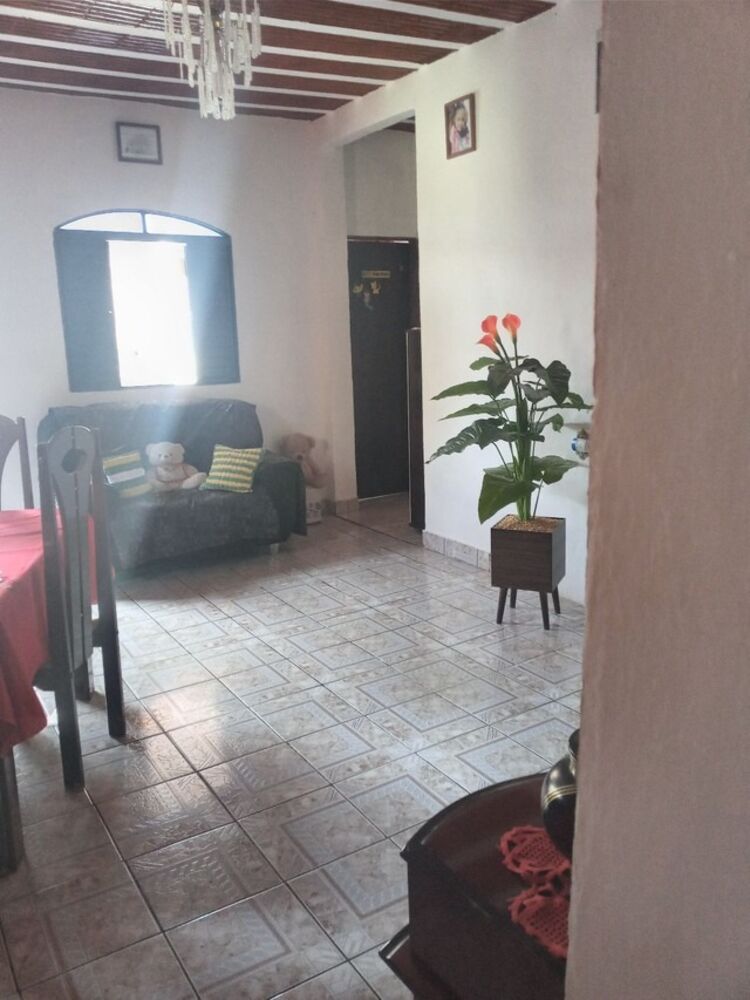 Casa, 3 quartos, 210 m² - Foto 2