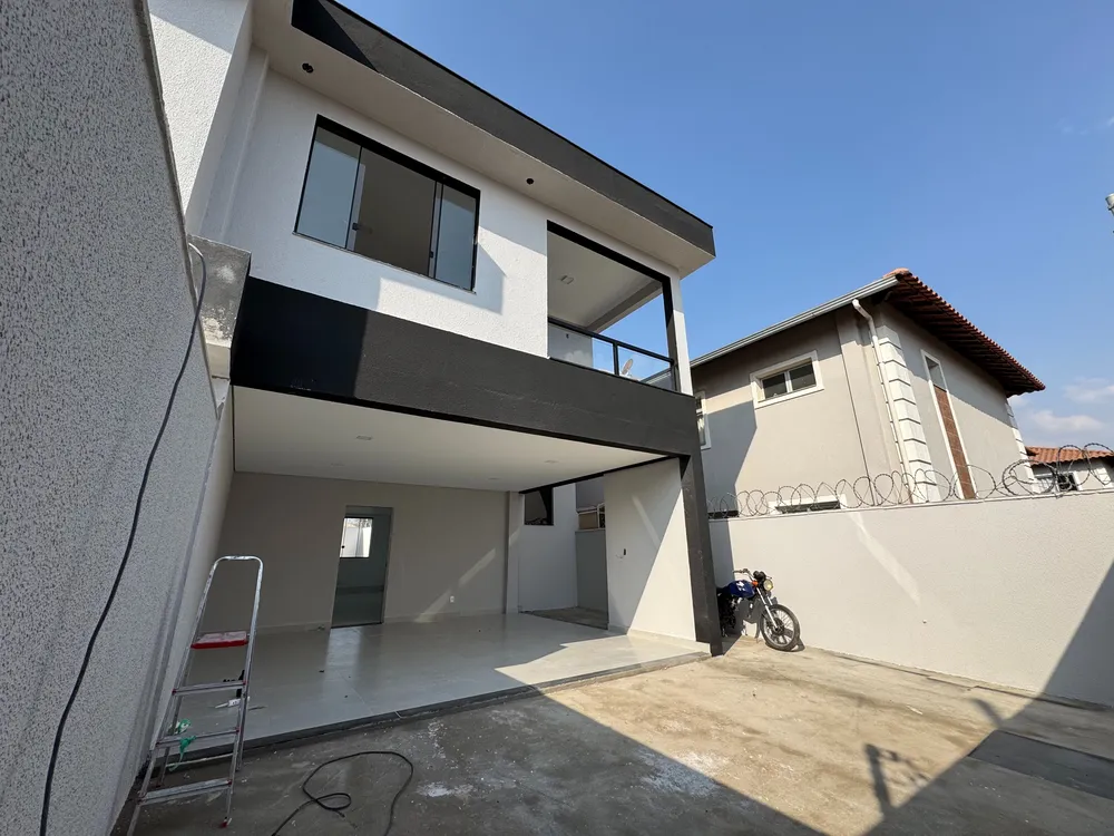 Casa, 3 quartos, 170 m² - Foto 1