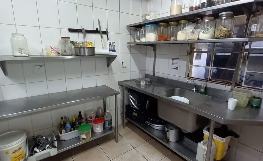 Imóvel Comercial Padrão à venda, 180m² - Foto 7