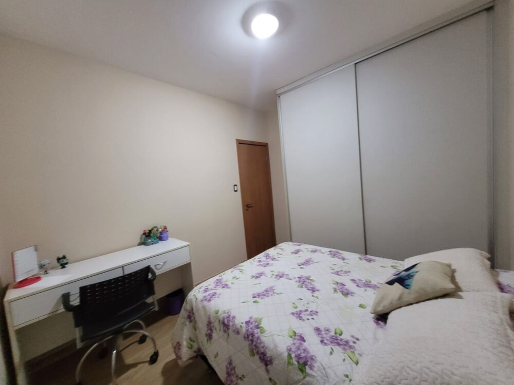 Casa, 3 quartos, 200 m² - Foto 1