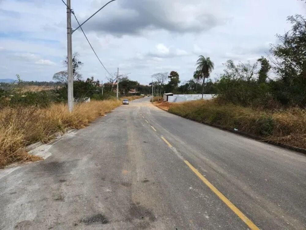 Terreno, 1057 m² - Foto 2