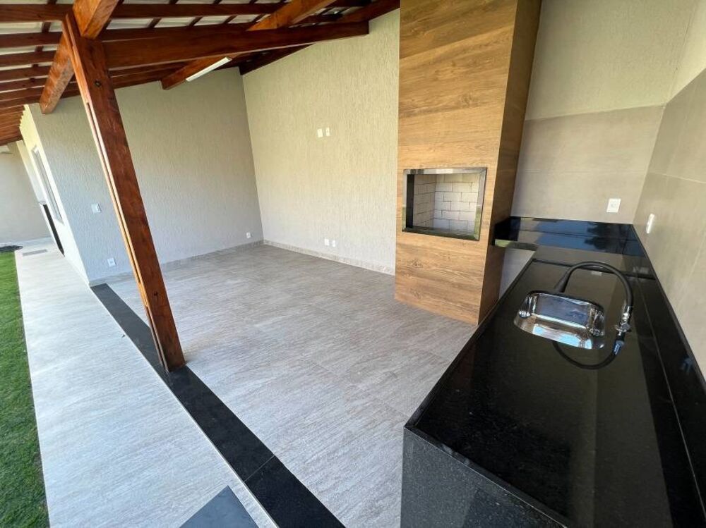Casa, 4 quartos, 177 m² - Foto 2