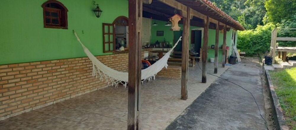 Chácara à venda com 5 quartos, 254m² - Foto 2