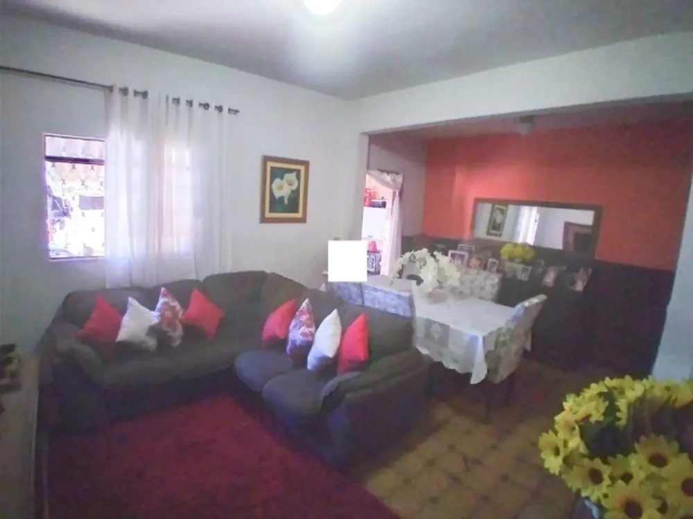 Casa, 5 quartos, 200 m² - Foto 1