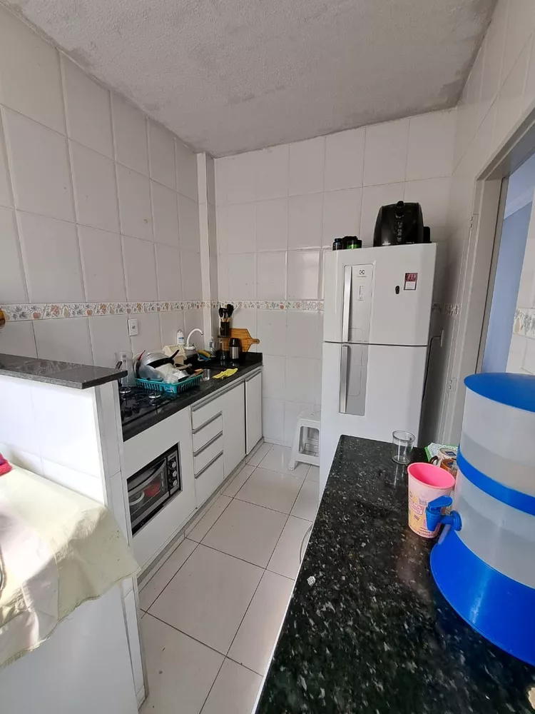 Apartamento à venda com 3 quartos, 60m² - Foto 4