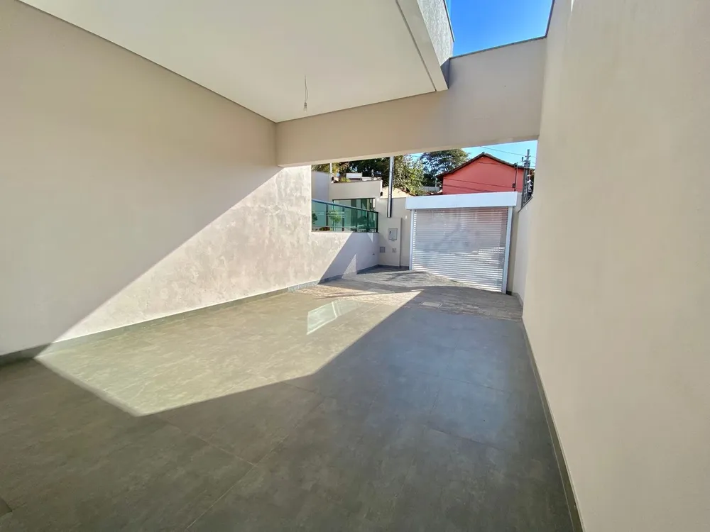 Casa, 3 quartos, 196 m² - Foto 2