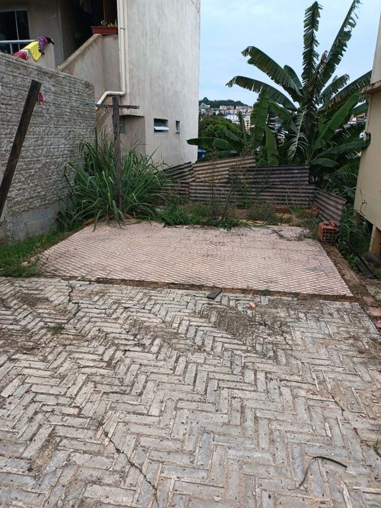 Loteamento e Condomínio, 180 m² - Foto 1