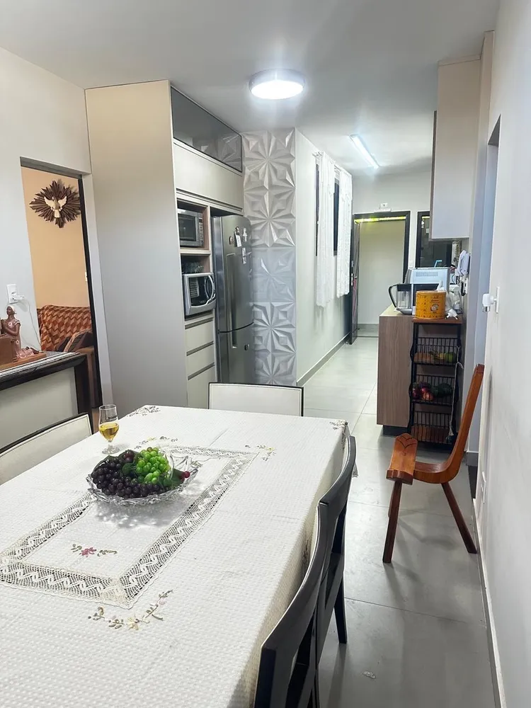 Casa, 4 quartos, 180 m² - Foto 3