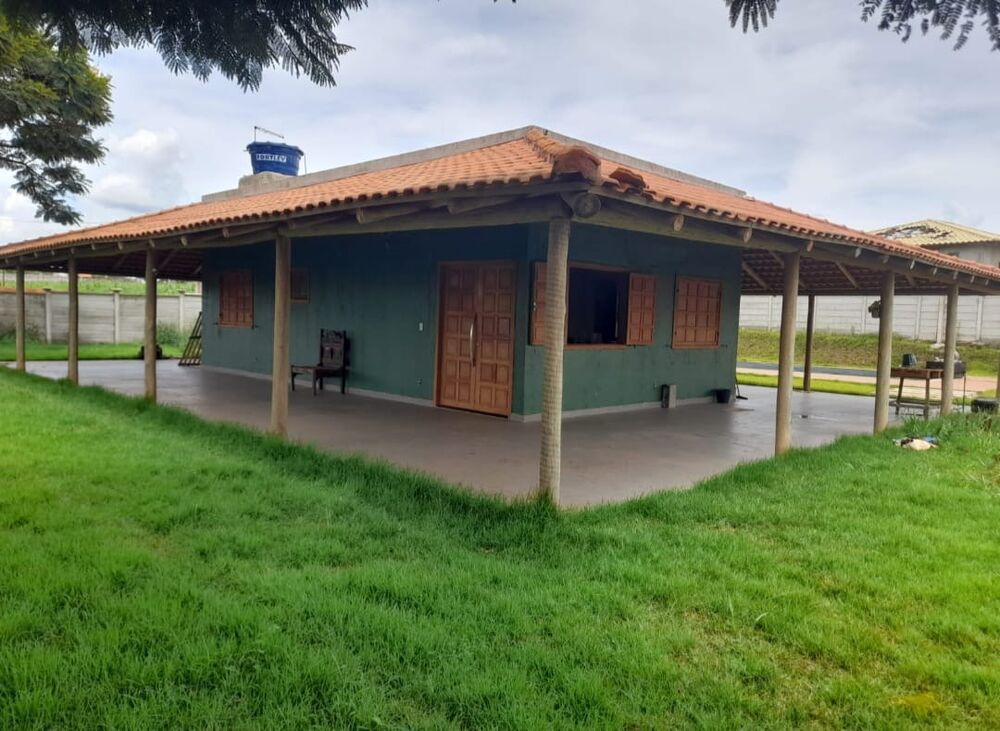 Chácara, 3 quartos, 1200 m² - Foto 1