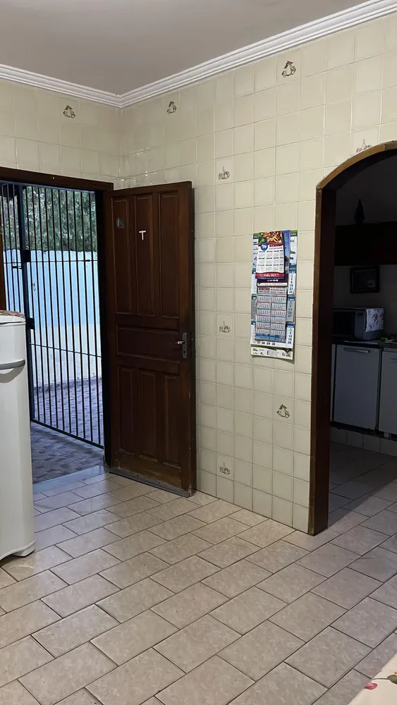 Casa, 3 quartos, 250 m² - Foto 4