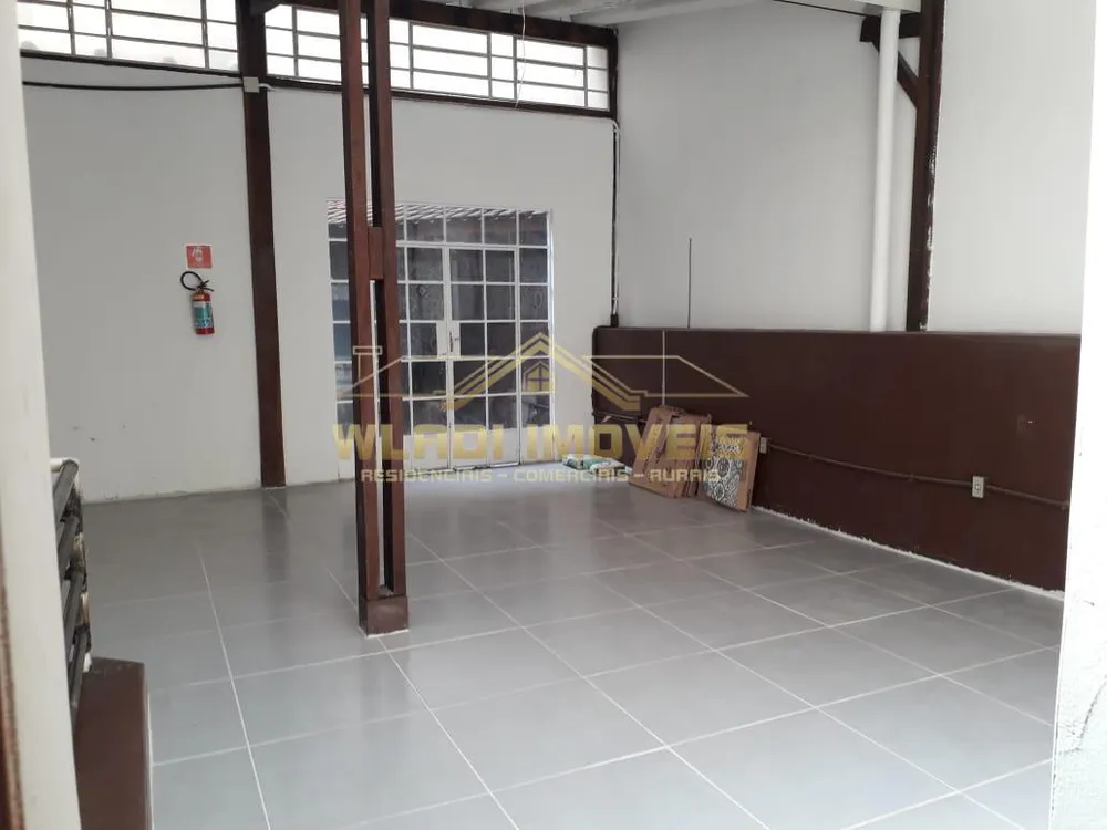 Prédio Inteiro - Foto 1