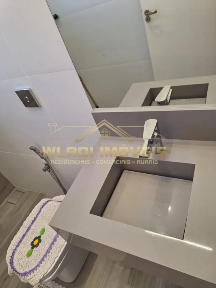 Chácara, 3 quartos, 2950 m² - Foto 1