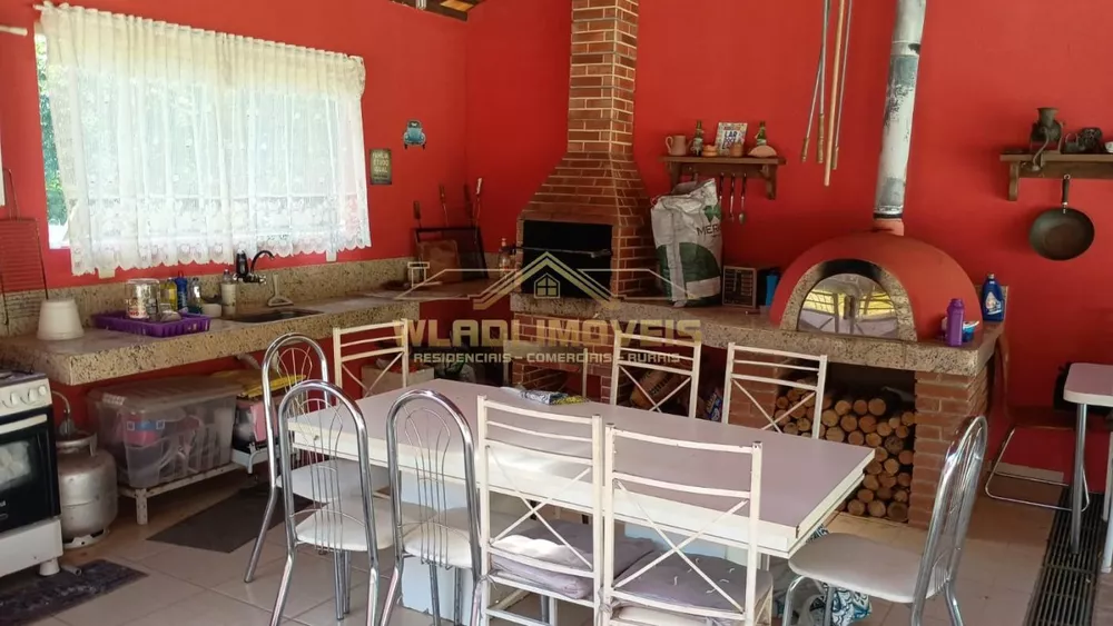 Chácara, 4 quartos, 2500 m² - Foto 2