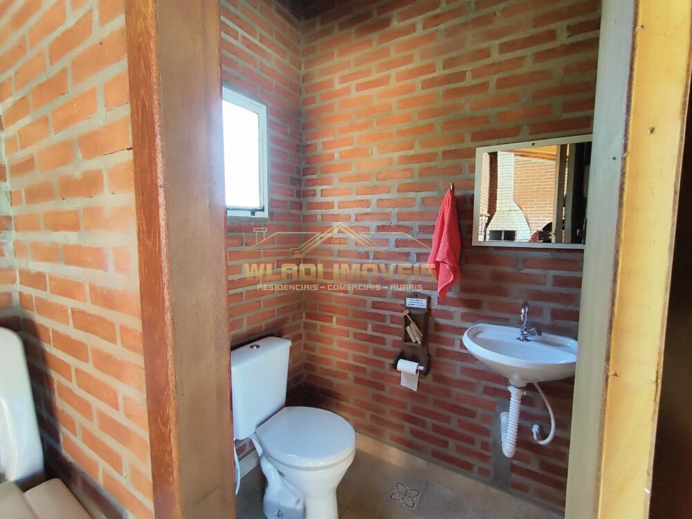 Chácara à venda com 4 quartos, 318m² - Foto 8