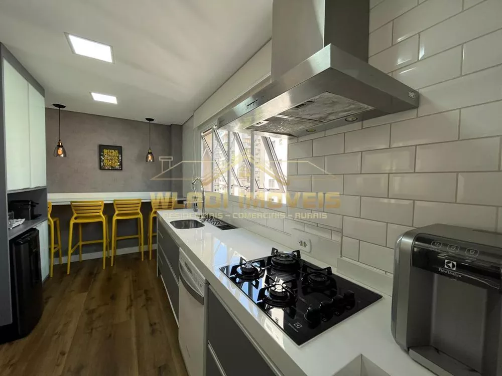 Apartamento à venda com 3 quartos, 96m² - Foto 4