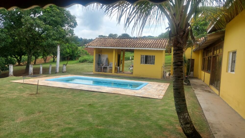 Sítio à venda com 3 quartos, 4m² - Foto 3