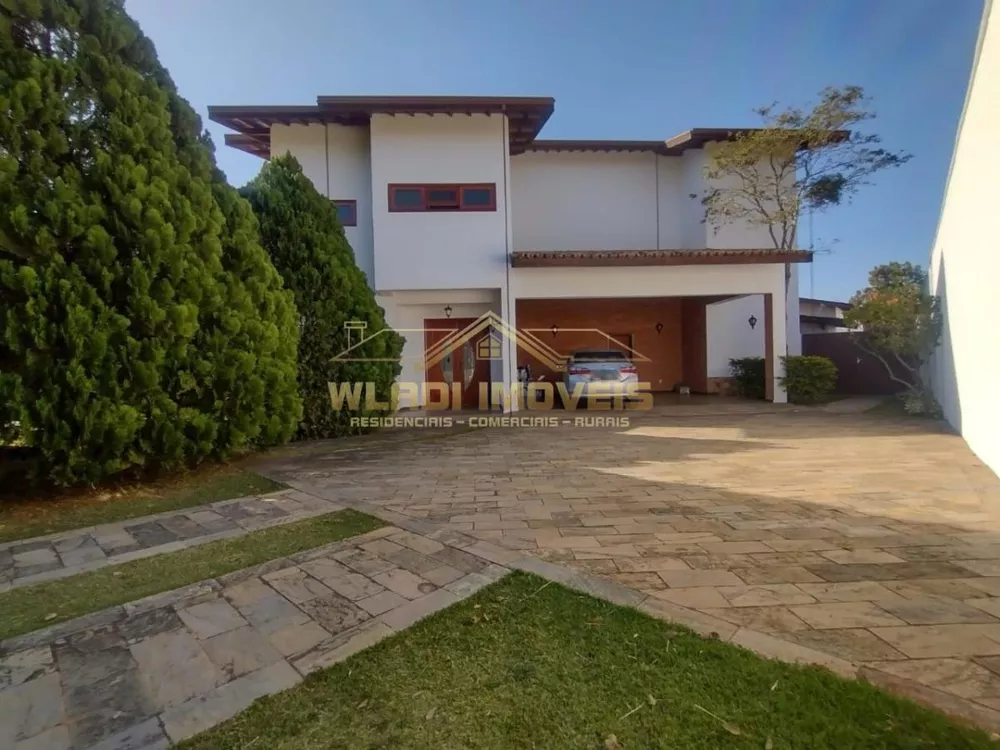 Casa de Condomínio à venda com 4 quartos, 2060m² - Foto 1