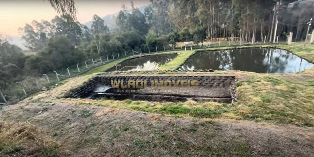 Sítio à venda com 3 quartos, 30000m² - Foto 1
