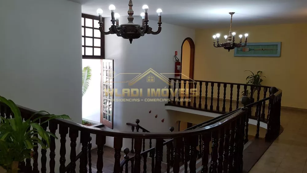 Prédio Inteiro - Foto 13