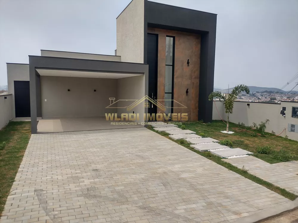 Casa de Condomínio à venda com 3 quartos, 303m² - Foto 2