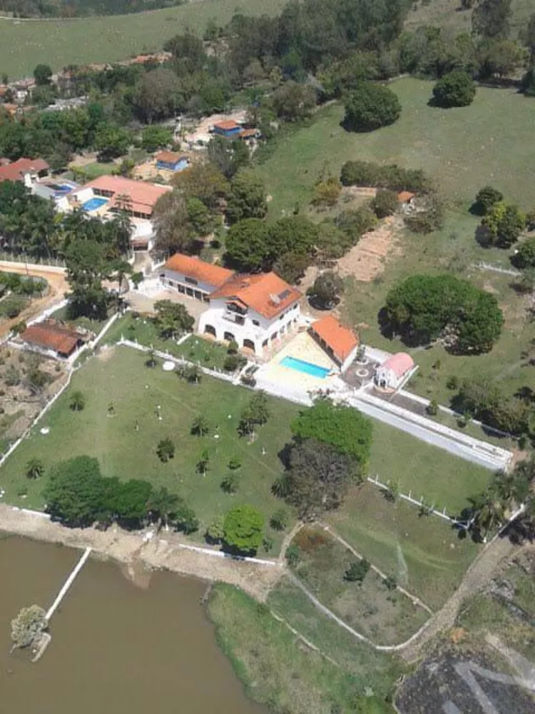 Fazenda à venda com 6 quartos, 36000m² - Foto 1