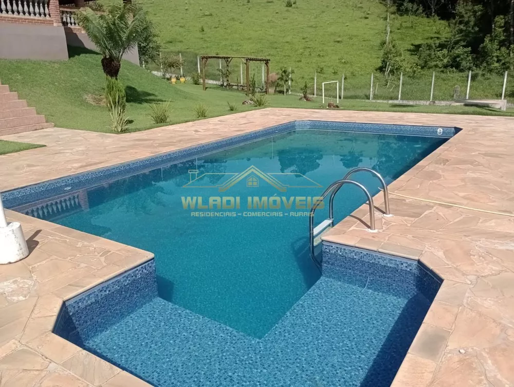 Chácara, 3 quartos, 1700 m² - Foto 2