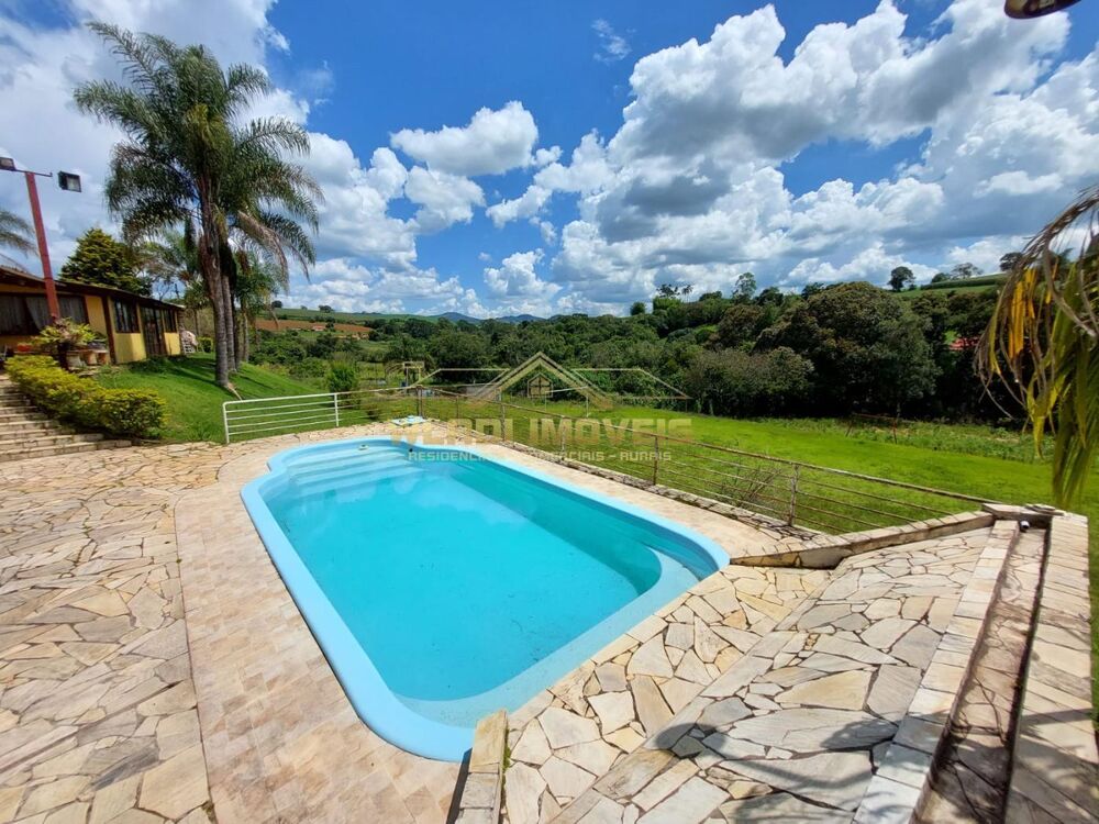 Sítio à venda com 7 quartos, 15000m² - Foto 1