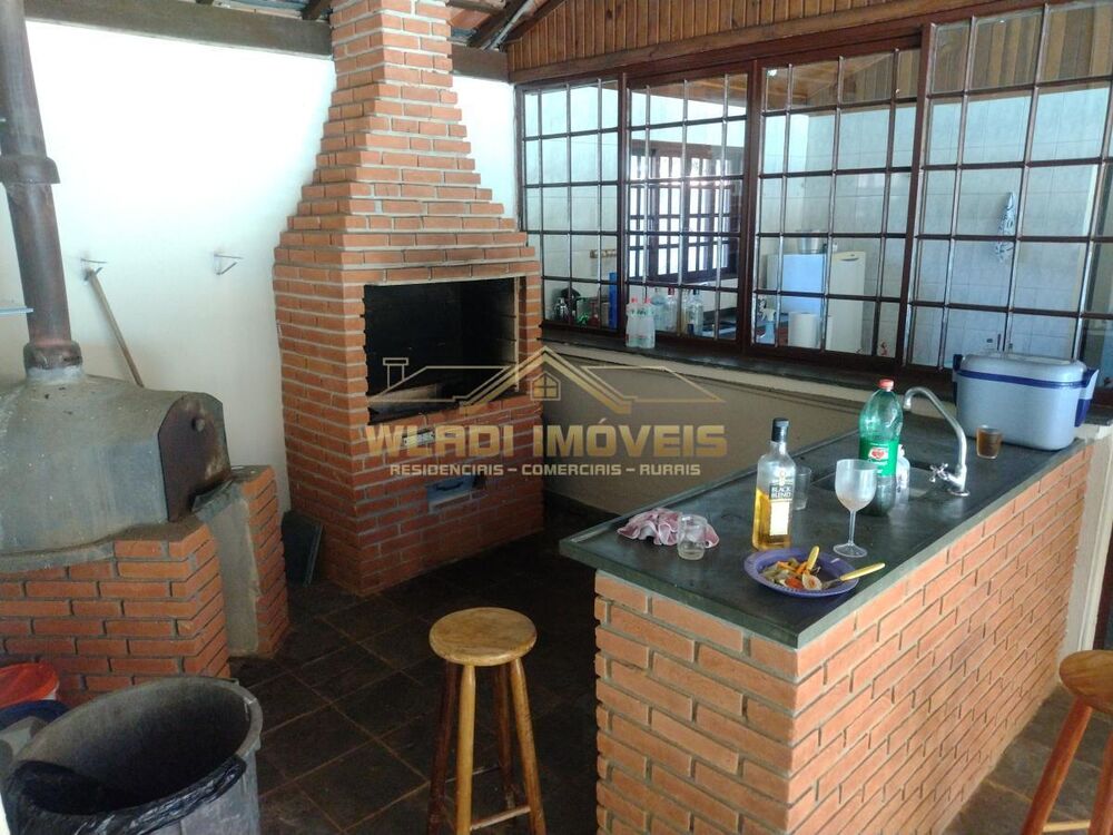 Casa à venda com 4 quartos, 2000m² - Foto 2