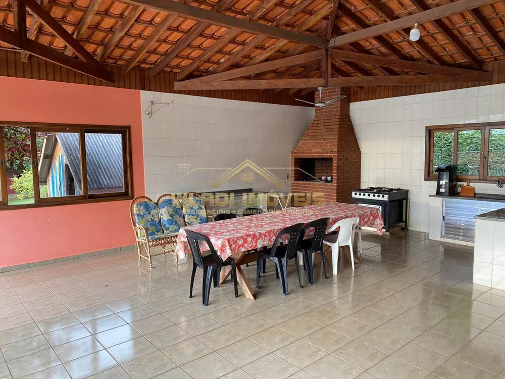 Fazenda à venda com 3 quartos, 1050m² - Foto 3