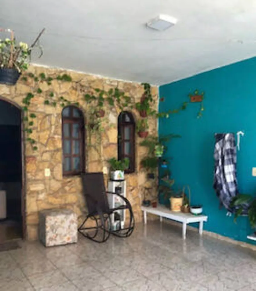 Casa, 3 quartos, 142 m² - Foto 1