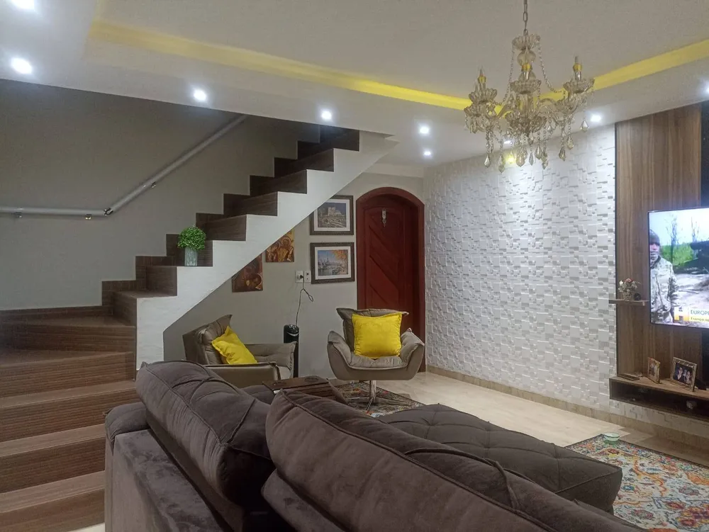 Casa, 3 quartos, 250 m² - Foto 2