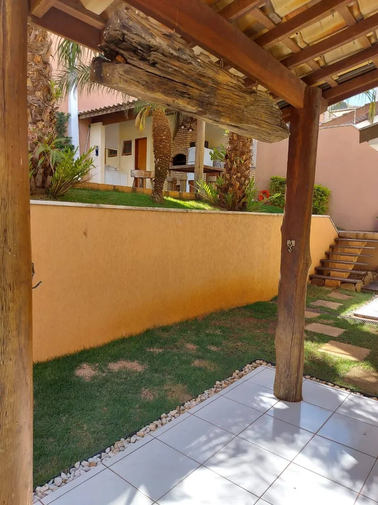 Casa, 3 quartos, 226 m² - Foto 8