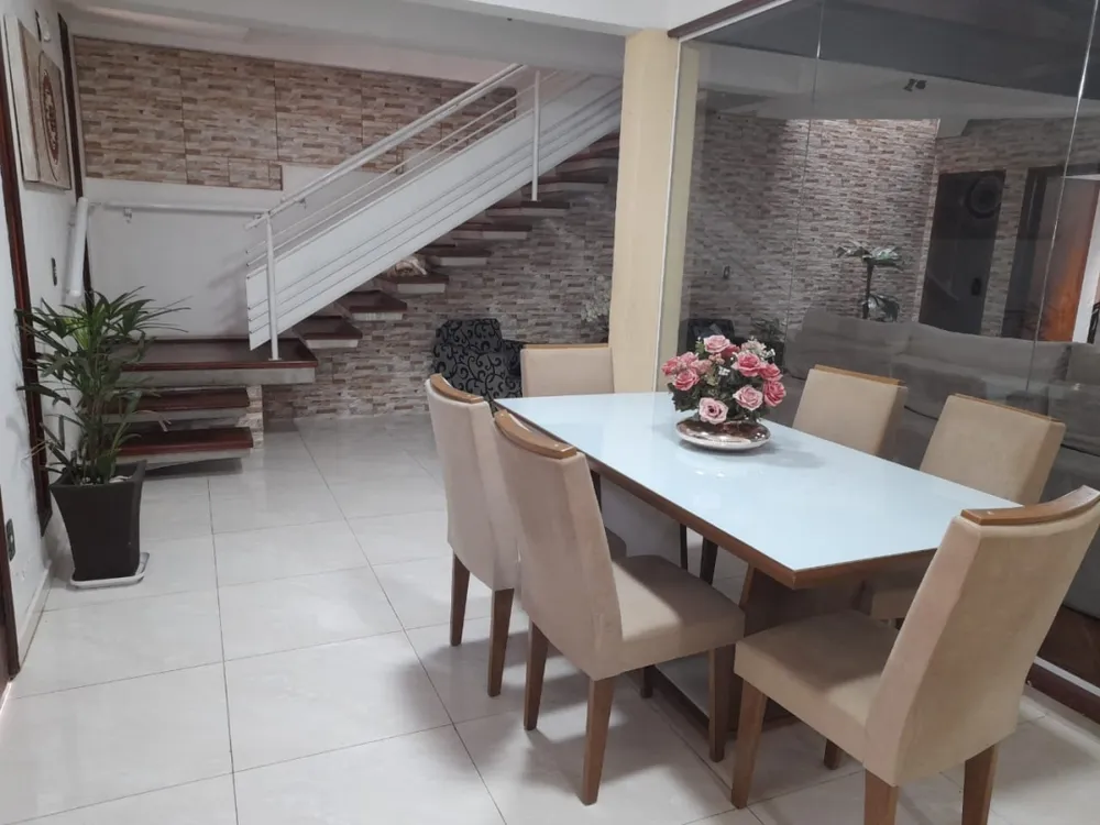 Casa, 3 quartos, 234 m² - Foto 7