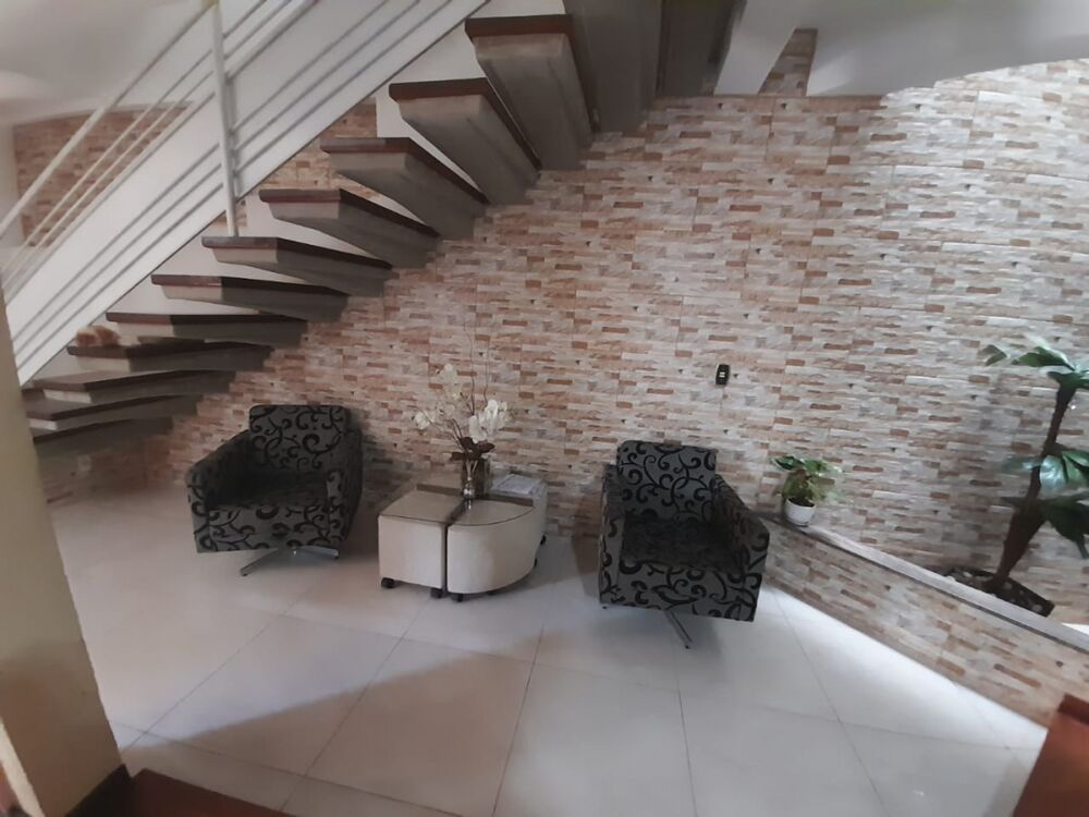Casa, 3 quartos, 234 m² - Foto 1