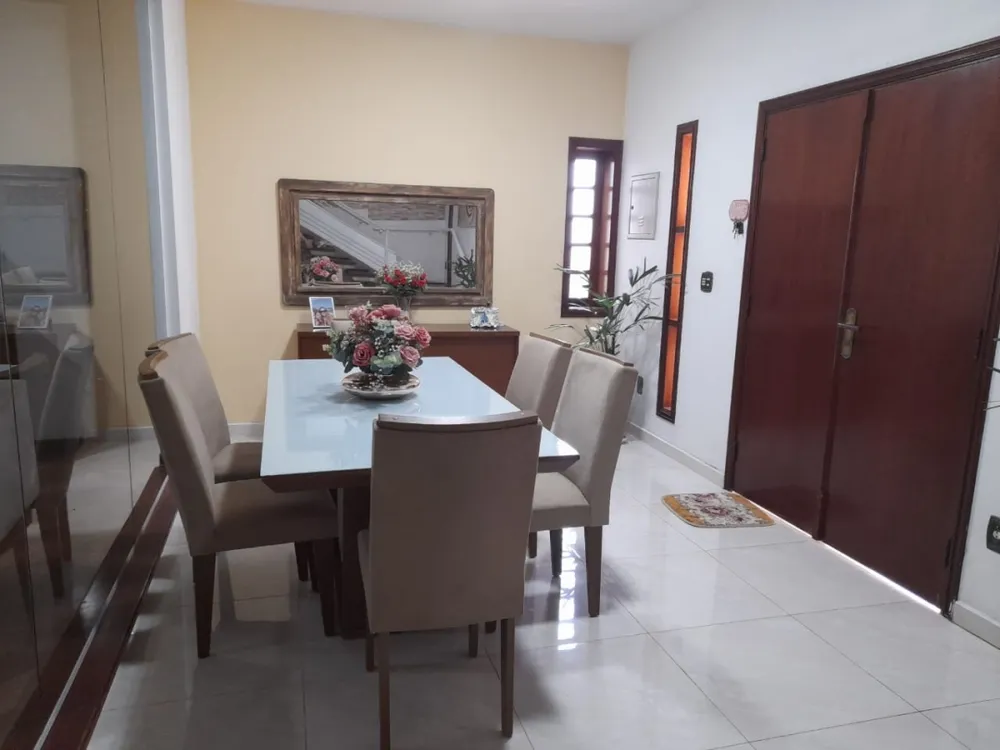 Casa, 3 quartos, 234 m² - Foto 11
