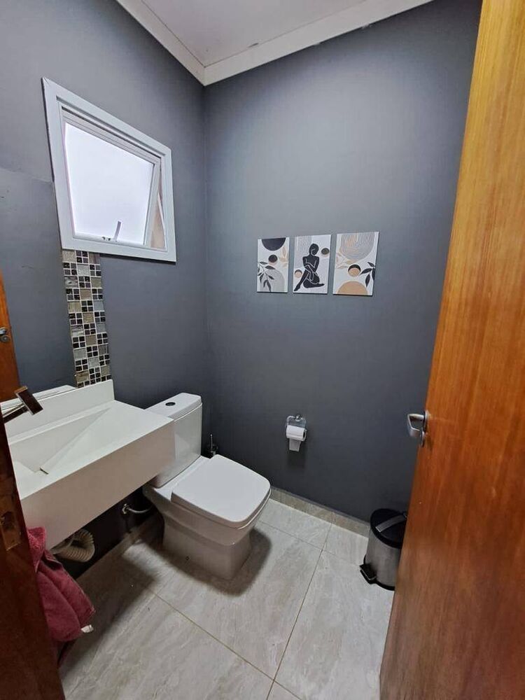 Casa, 3 quartos, 220 m² - Foto 1