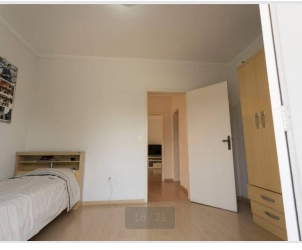 Casa à venda com 3 quartos, 228m² - Foto 3