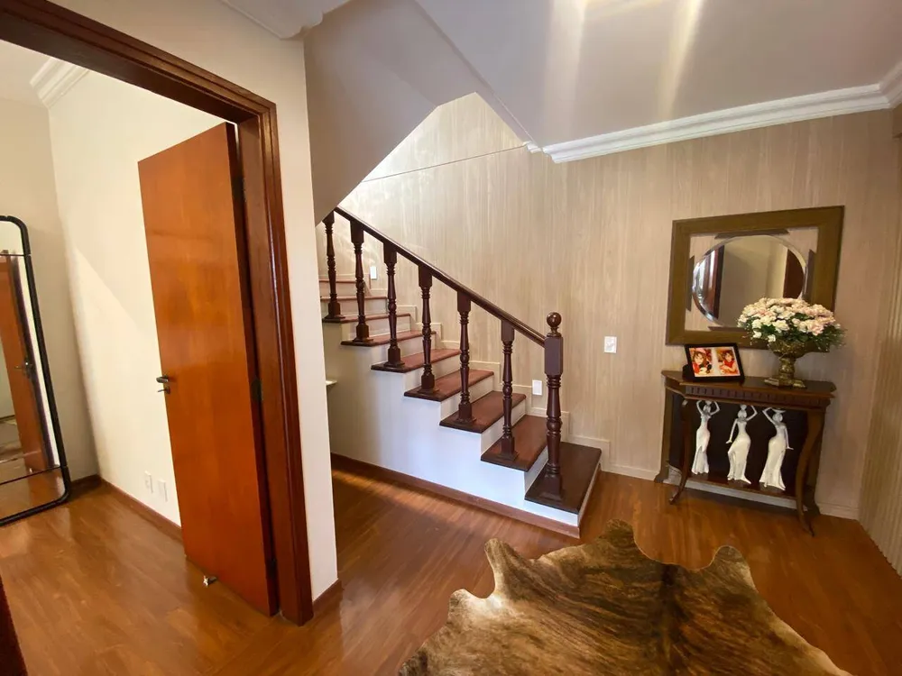 Casa, 4 quartos, 330 m² - Foto 4