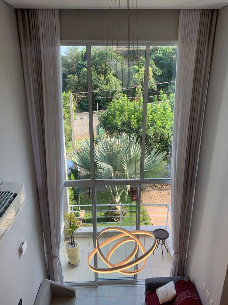 Casa, 3 quartos, 211 m² - Foto 1