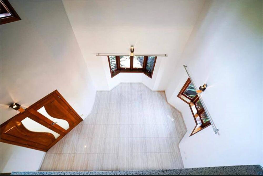Casa, 4 quartos, 239 m² - Foto 1