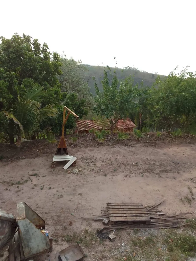 Chácara, 3 quartos, 6000 m² - Foto 1