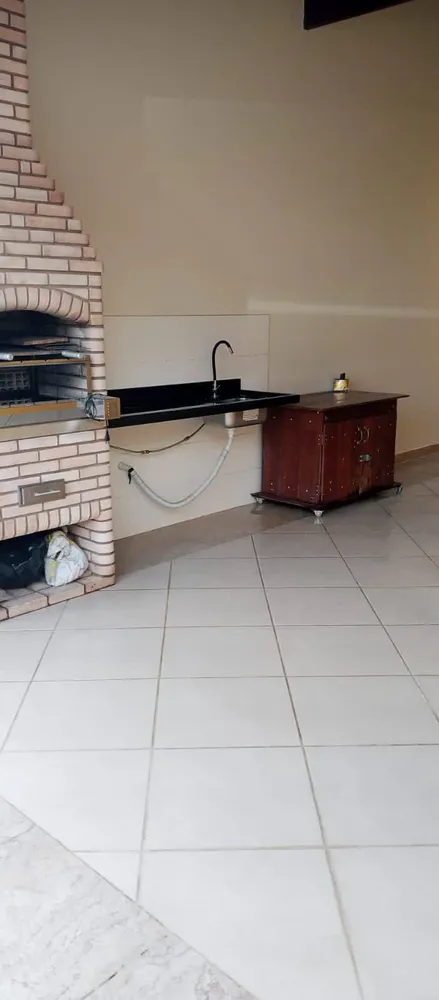 Casa, 2 quartos, 218 m² - Foto 1
