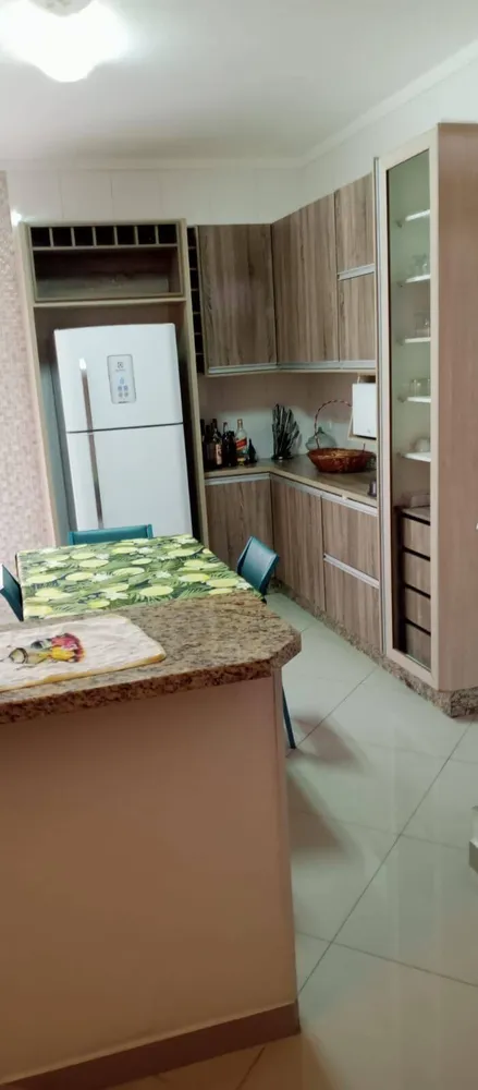 Casa, 2 quartos, 218 m² - Foto 3