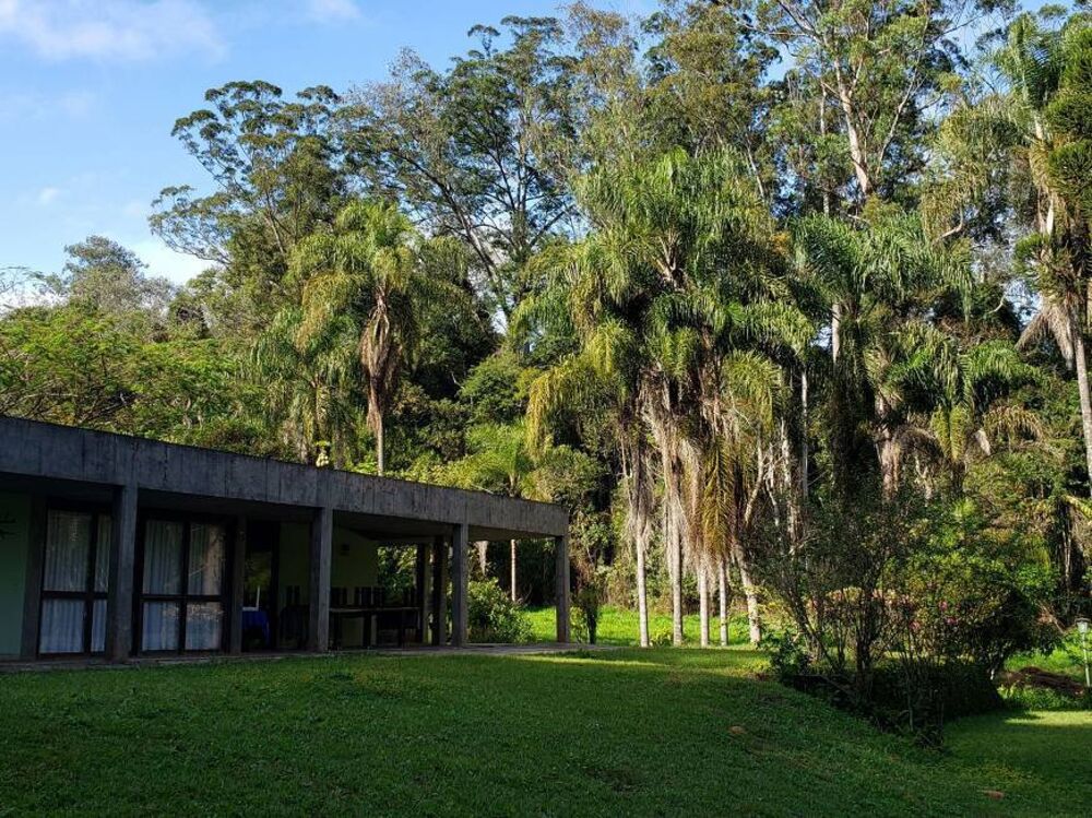 Sítio à venda com 10 quartos, 1000m² - Foto 1