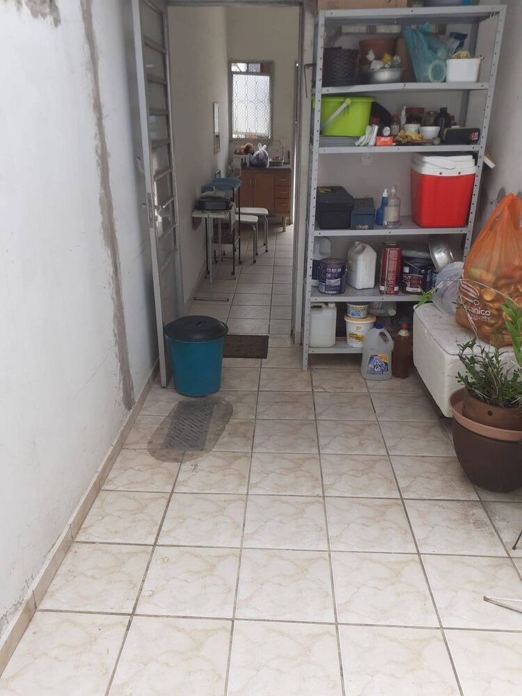 Casa à venda com 3 quartos, 145m² - Foto 1