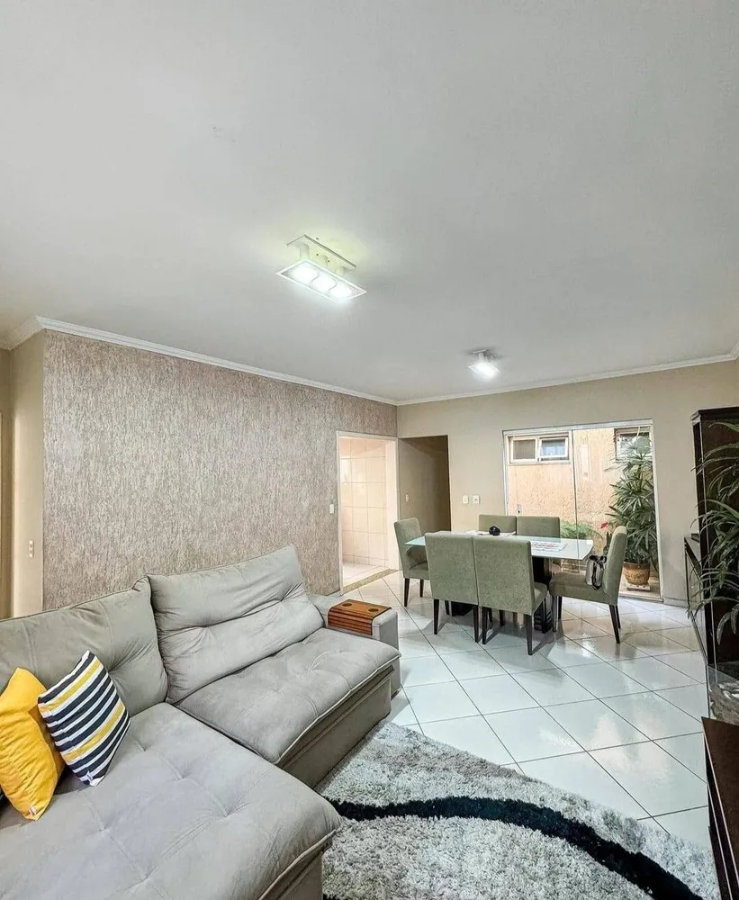 Casa, 3 quartos, 177 m² - Foto 1