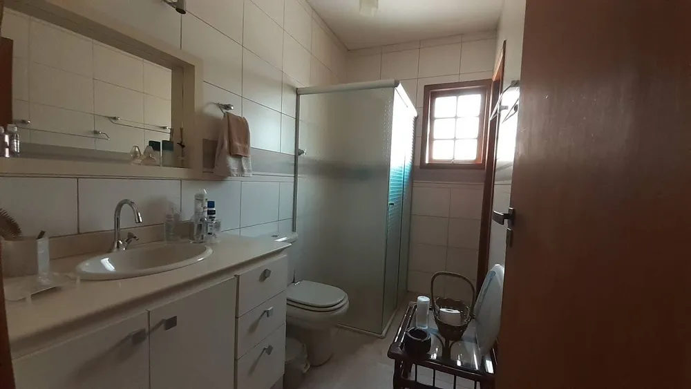 Casa, 3 quartos, 215 m² - Foto 3